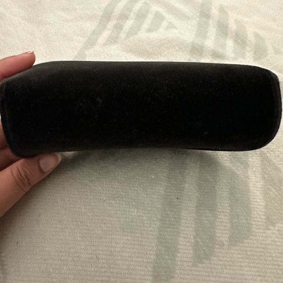 TOM FORD Velvet case - Picture 3 of 4